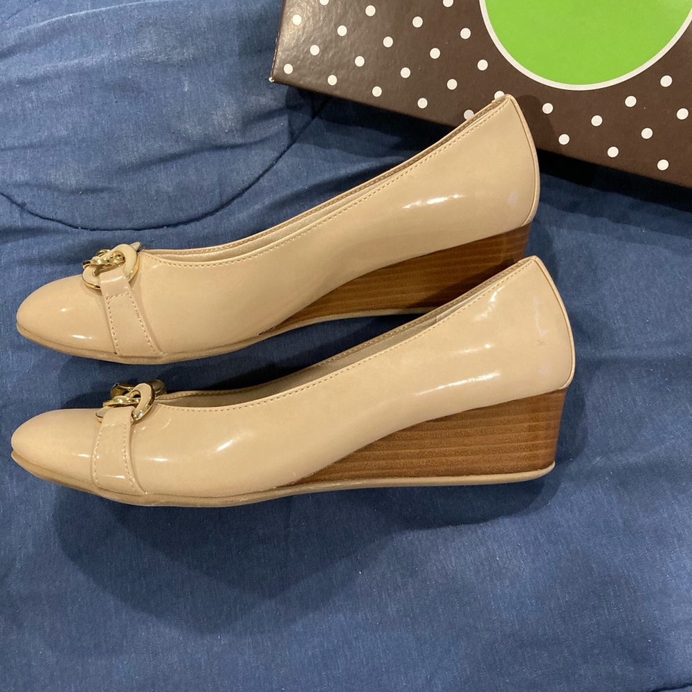 Shoes - Picture 3 of 3